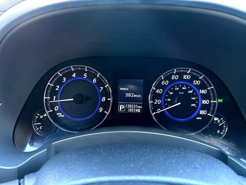 Used 2016 INFINITI QX70 RWD 4dr image 26