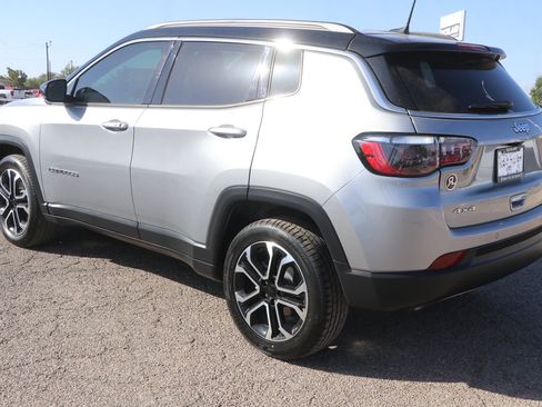 Used 2024 Jeep Compass Limited AWD/4WD image 5