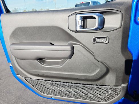 New 2026 Jeep Wrangler Sport image 30