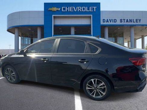 Used 2023 Kia Forte LXS FWD image 6