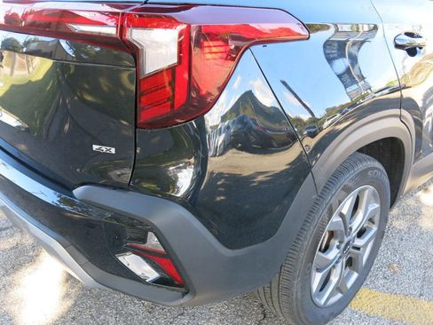 Used 2024 Kia Seltos S image 39