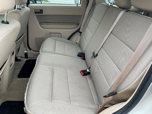 Used 2012 Ford Escape XLT AWD/4WD image 13
