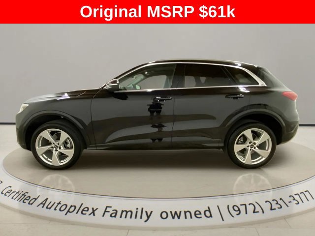 Used 2025 Audi Q5 Premium Plus w/ Premium Plus AWD/4WD image 2