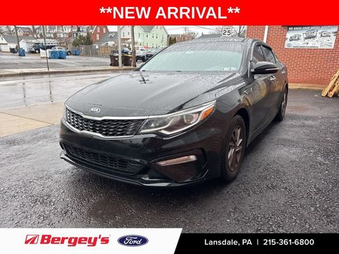 Used 2020 Kia Optima LX image 1