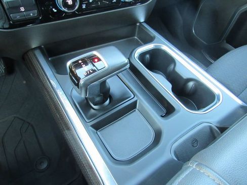 Used 2022 Chevrolet Silverado 1500 RST w/ Convenience Package II image 20