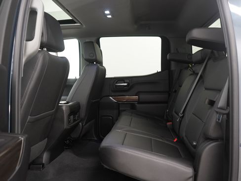 Used 2021 Chevrolet Silverado 1500 LT Trail Boss w/ Convenience Package II image 19