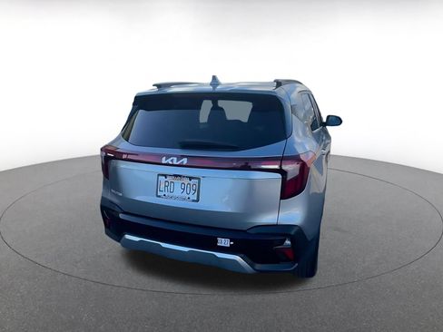 Used 2025 Kia Seltos S FWD image 14