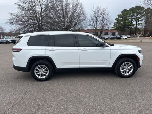 Used 2022 Jeep Grand Cherokee L Laredo w/ Luxury Tech Group I image 6