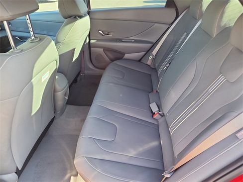 New 2025 Hyundai Elantra Sport image 11