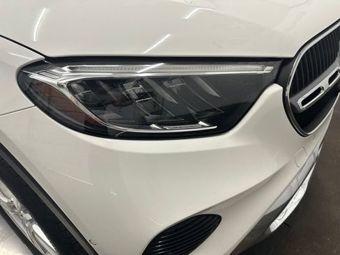 Certified 2024 Mercedes-Benz GLC 300 image 11