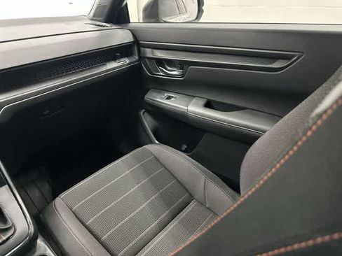 Used 2025 Honda CR-V Sport image 13