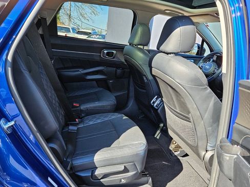 Used 2021 Kia Sorento SX image 16