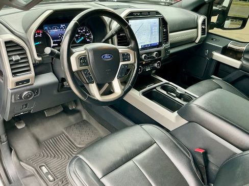 Used 2022 Ford F250 Lariat w/ Lariat Value Package image 38