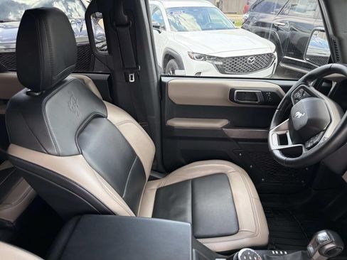 Used 2022 Ford Bronco Wildtrak AWD/4WD image 10