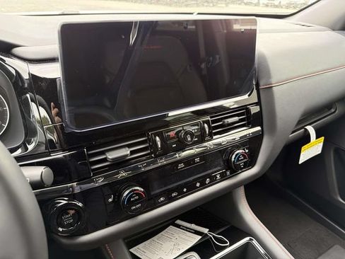 New 2026 Nissan Pathfinder Rock Creek AWD/4WD image 17