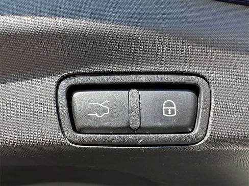 Used 2019 Alfa Romeo Stelvio Ti image 13