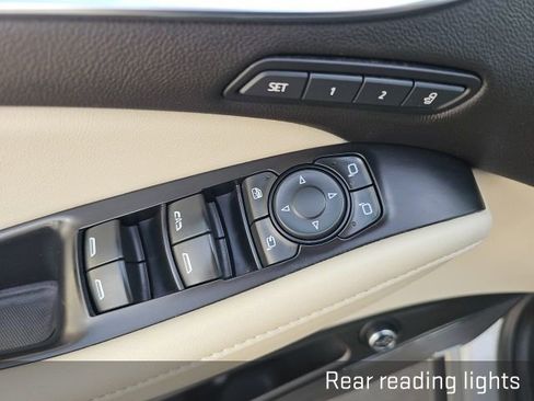 Used 2022 Buick Enclave Premium w/ Experience Buick Package image 38