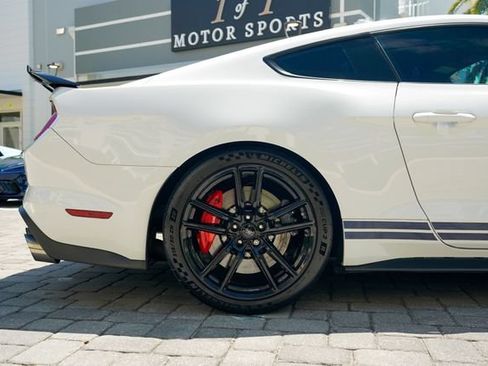 Used 2020 Ford Mustang Shelby GT500 w/ Technology Package RWD image 31