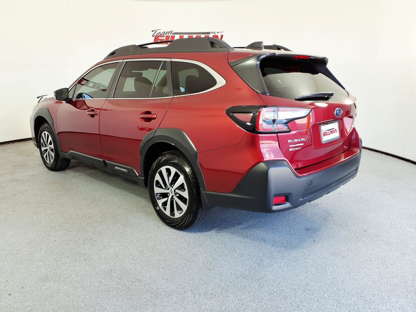 Used 2025 Subaru Outback Premium AWD/4WD image 6