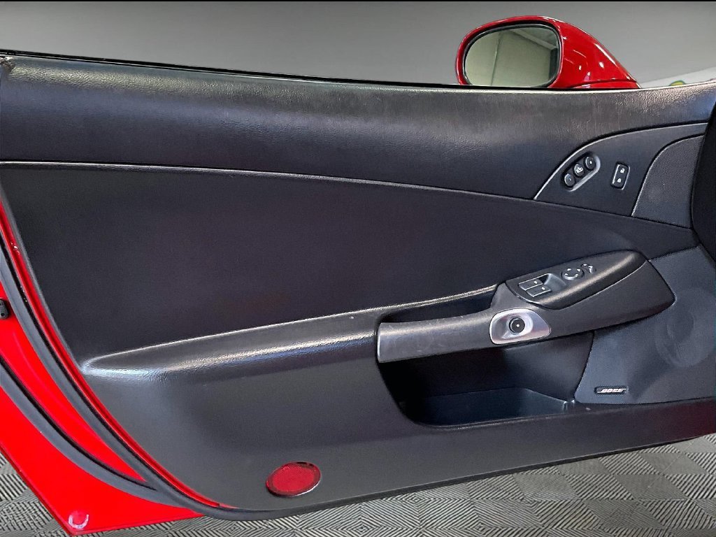 Used 2006 Chevrolet Corvette Convertible w/ Preferred Equipment Group RWD image 9