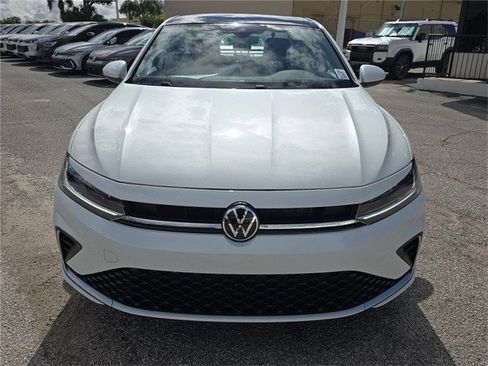 New 2025 Volkswagen Jetta SE image 2