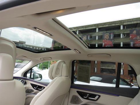 Certified 2023 Mercedes-Benz EQS 580 4MATIC SUV image 21