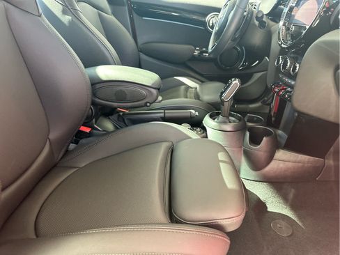 Certified 2024 MINI Cooper S FWD image 17