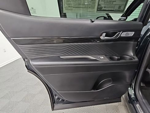 Used 2024 Hyundai Palisade Calligraphy image 40