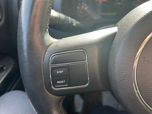 Used 2016 Jeep Patriot High Altitude image 19
