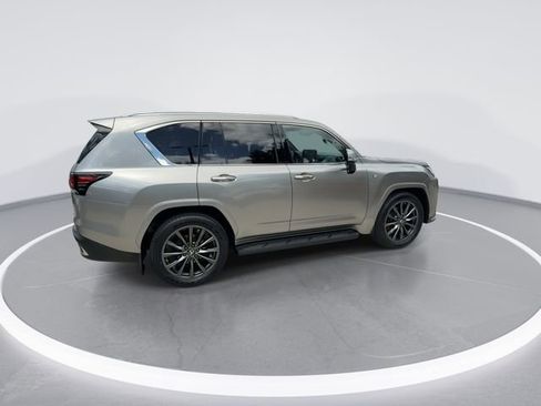 Used 2023 Lexus LX 600 F Sport w/ Accessory Package (Z1) AWD/4WD image 9