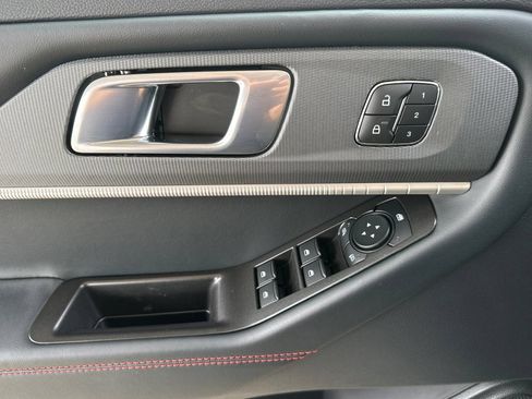 New 2027 Ford Explorer ST-Line w/ Premium Package RWD image 11