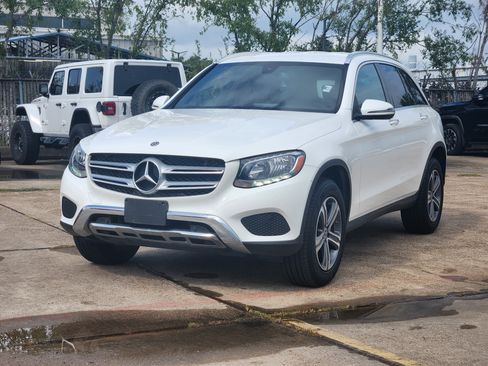 Used 2019 Mercedes-Benz GLC 300 image 2