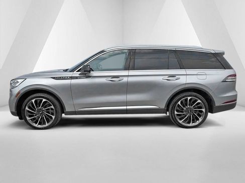 Used 2021 Lincoln Aviator Reserve w/ Equipment Group 201A AWD/4WD image 4