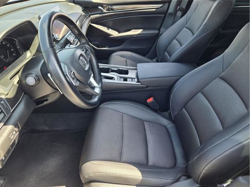 Used 2022 Honda Accord Sport image 12