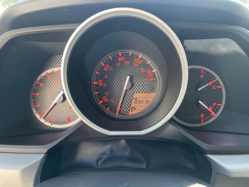 Used 2013 Toyota 4Runner SR5 RWD image 10