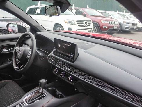 Used 2024 Honda HR-V Sport image 23