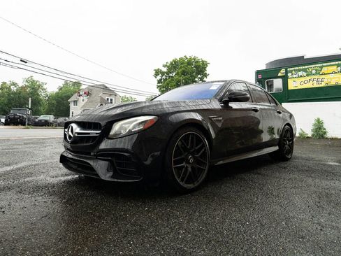 Used 2018 Mercedes-Benz E 63 AMG S image 7