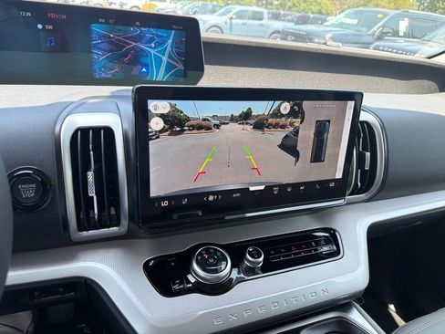 New 2027 Ford Expedition Active AWD/4WD image 3