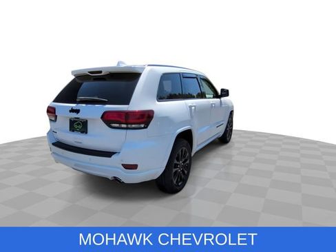 Used 2019 Jeep Grand Cherokee Altitude AWD/4WD image 9