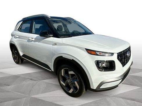 New 2026 Hyundai Venue SEL FWD image 2
