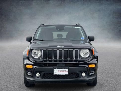 Used 2022 Jeep Renegade Latitude w/ Convenience Group AWD/4WD image 6