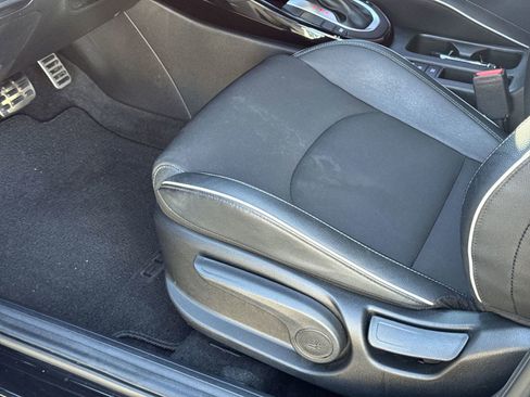 Used 2023 Kia Forte GT-Line w/ GT-Line Premium Package image 17