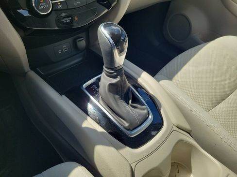 Used 2020 Nissan Rogue Sport SV w/ All-Weather Package AWD/4WD image 33