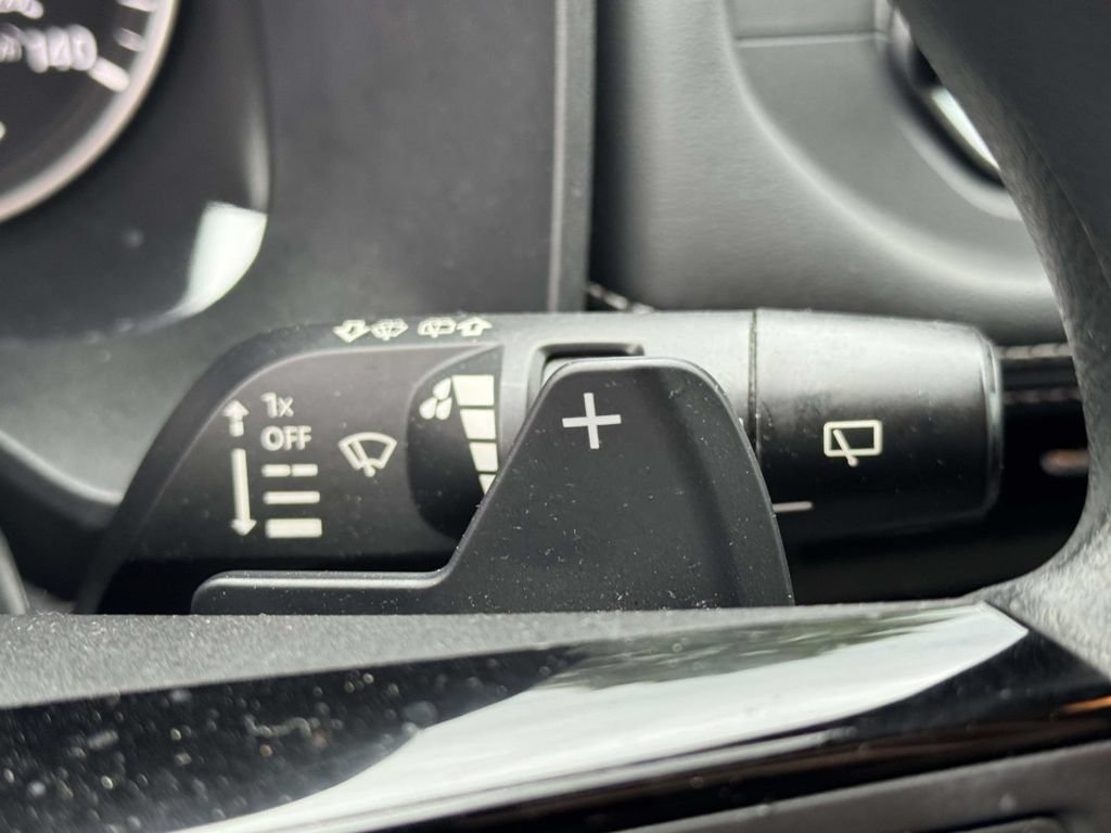 Used 2021 Nissan Rogue S FWD image 25