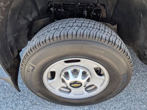 Used 2018 Chevrolet Silverado 2500 W/T RWD image 12