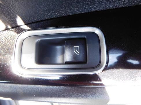 Used 2022 Mitsubishi Outlander SEL image 42