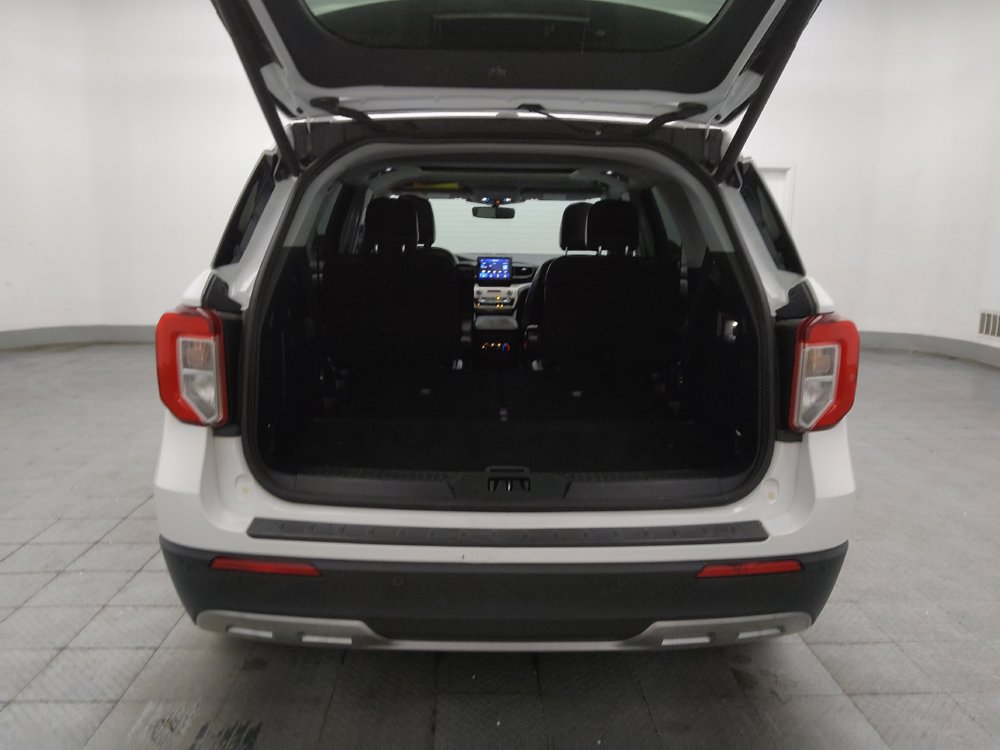 Used 2021 Ford Explorer XLT w/ Equipment Group 202A RWD image 29
