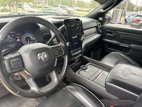 Used 2021 RAM 2500 Limited image 19