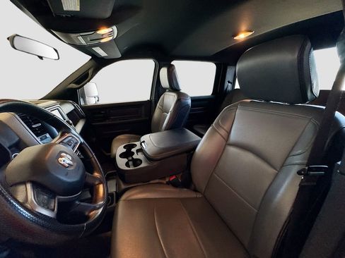 Used 2023 RAM 2500 Tradesman w/ Chrome Appearance Group image 22