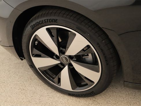 New 2025 Audi A5 2.0T Premium image 28